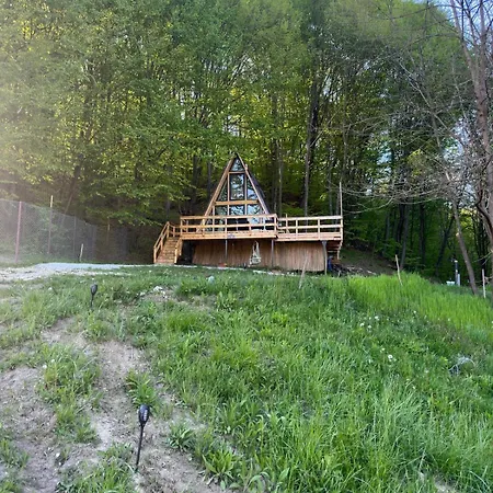 Holiday home Cabanaaframe Intreaga Proprietate